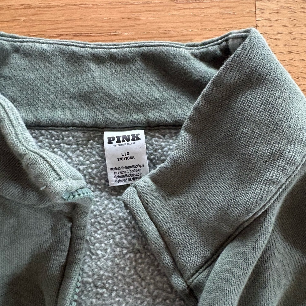 Victoria’s Secret Green zip up and shorts set - Picture 3 of 3